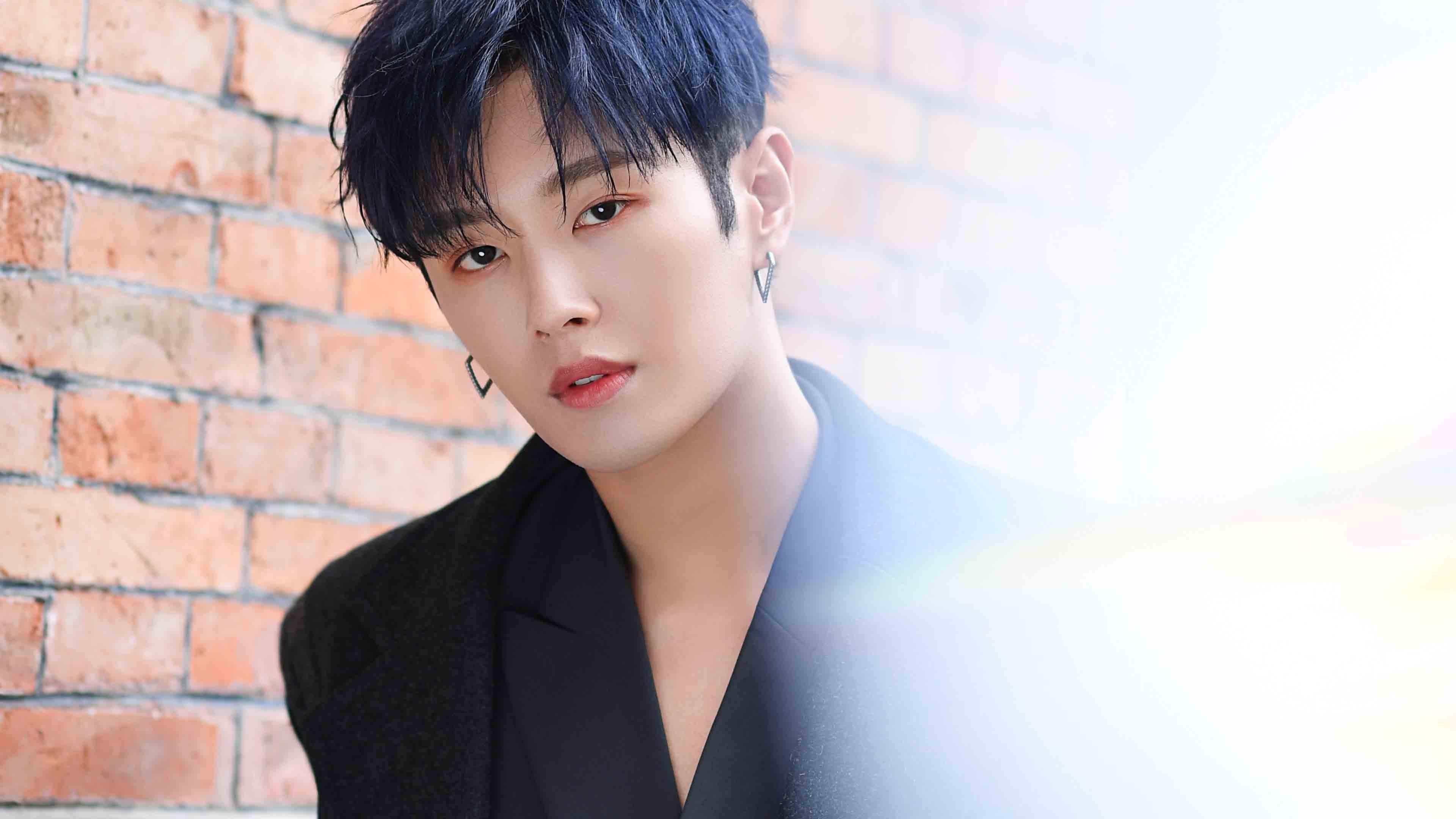 乐鱼官网安全-足球运动员利用社交平台宣传公益，为社会传递正能量，足球运动员信息